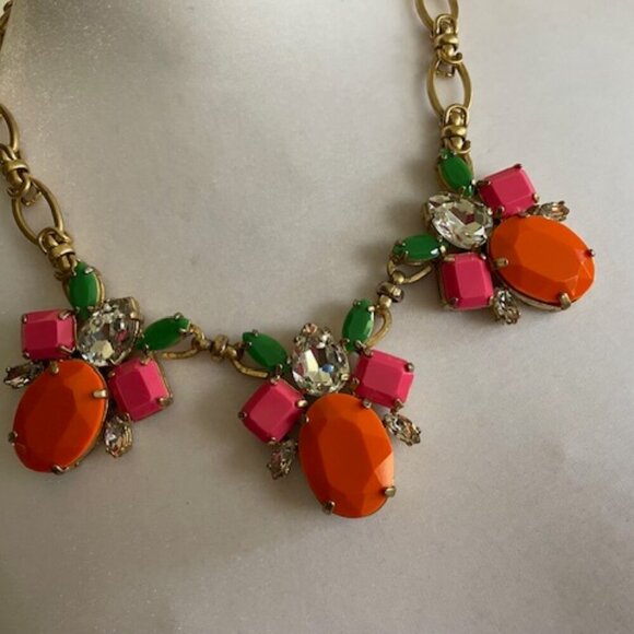 J. CREW Happy Bee Statement Vintage Necklace - Picture 3 of 15